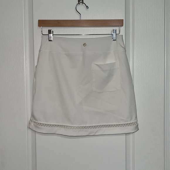 LILLY PULITZER MONICA SKORT Resort White Embellished Eyelet Elegant Lace Trim 2 - Picture 4 of 9